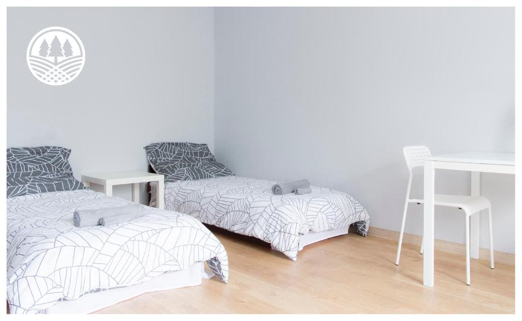 Quadruple Room with Shared Bathroom room - Image 3