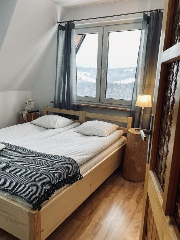 Double Room with Mountain View room - Image 2
