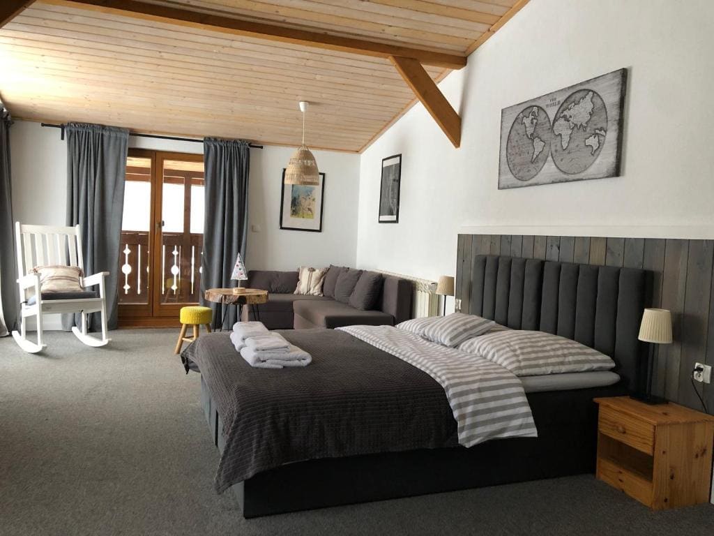 Apartment with Balcony room - Image 3