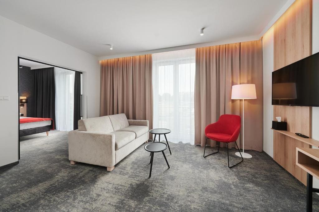 Superior Queen Room room - Image 2