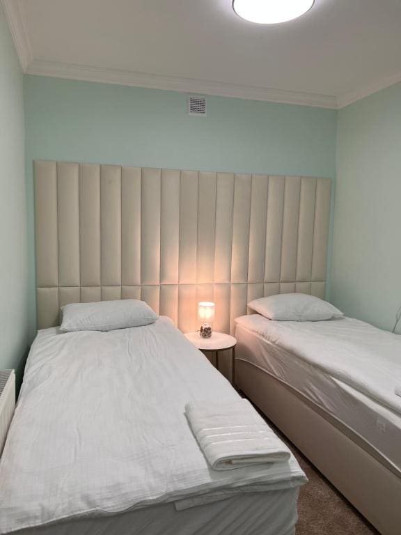 Small Double Room room - Image 3