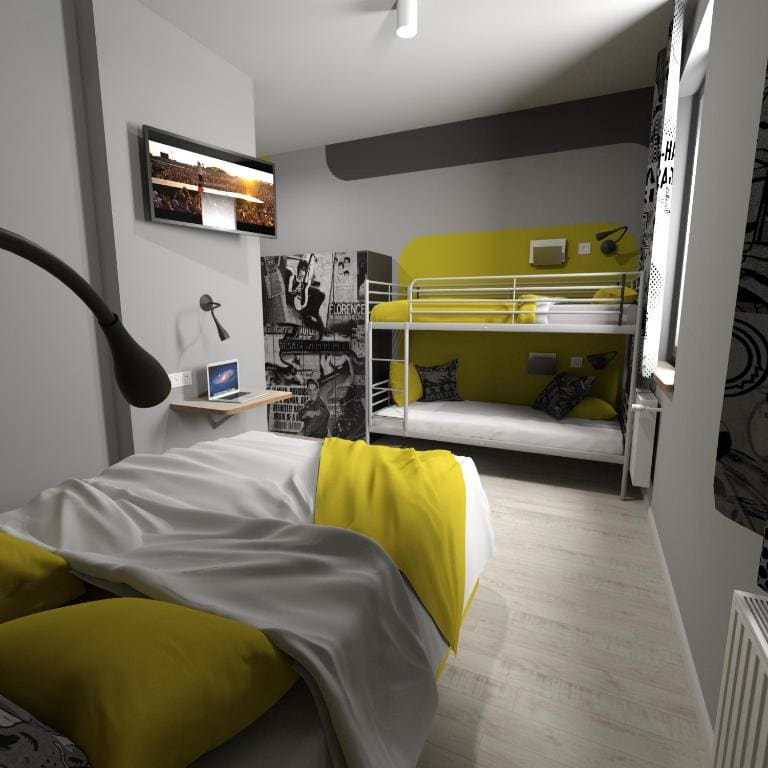 Family Room with Private Bathroom room - Image 1