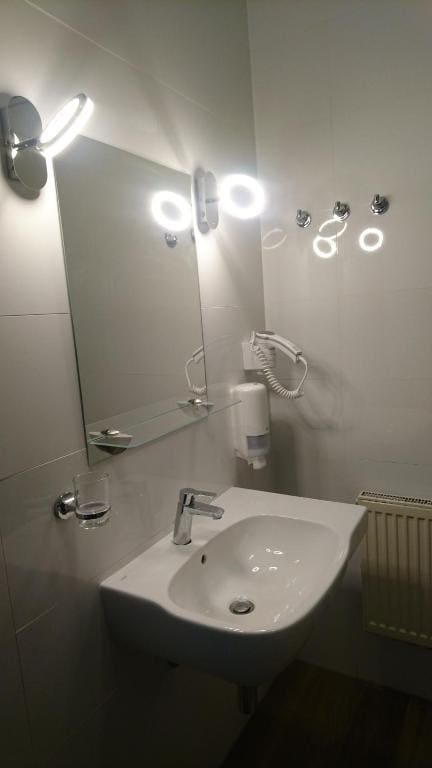Quadruple Room room - Image 1