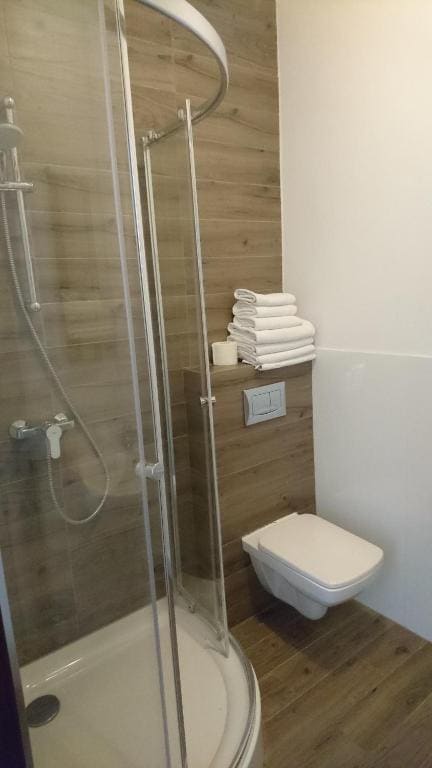 Standard Triple Room room - Image 2