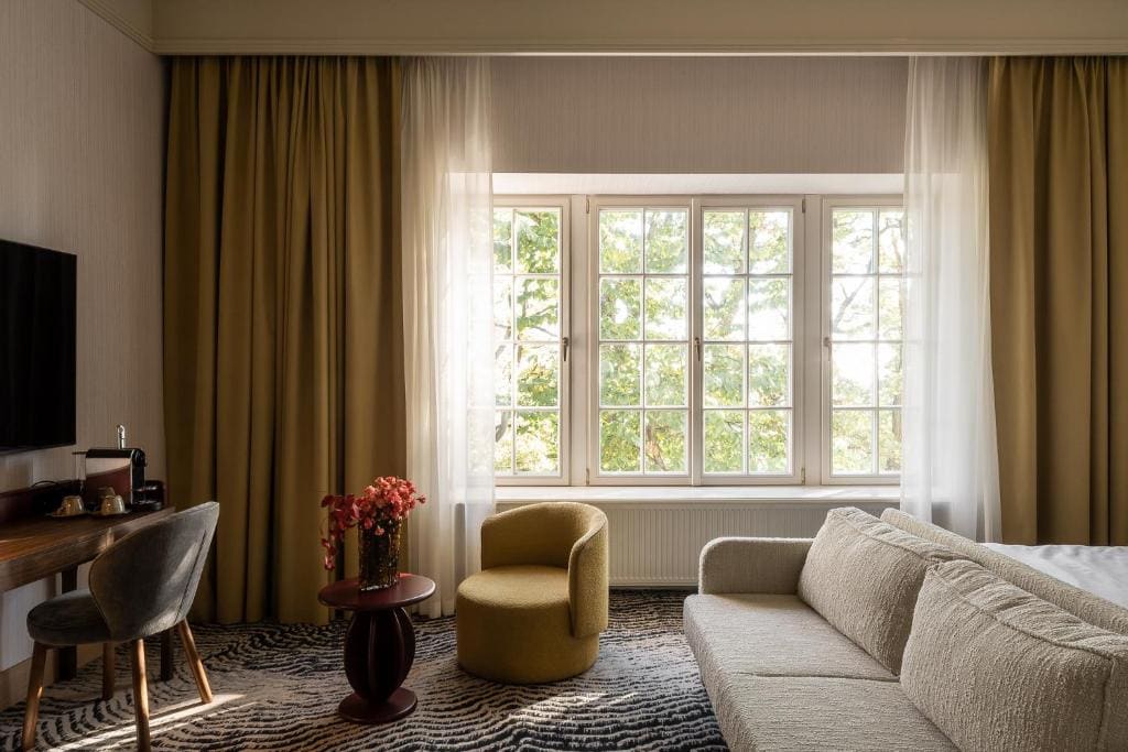 Grand Room in the Castle - Zinar SPA pool & sauna access included room - Image 2