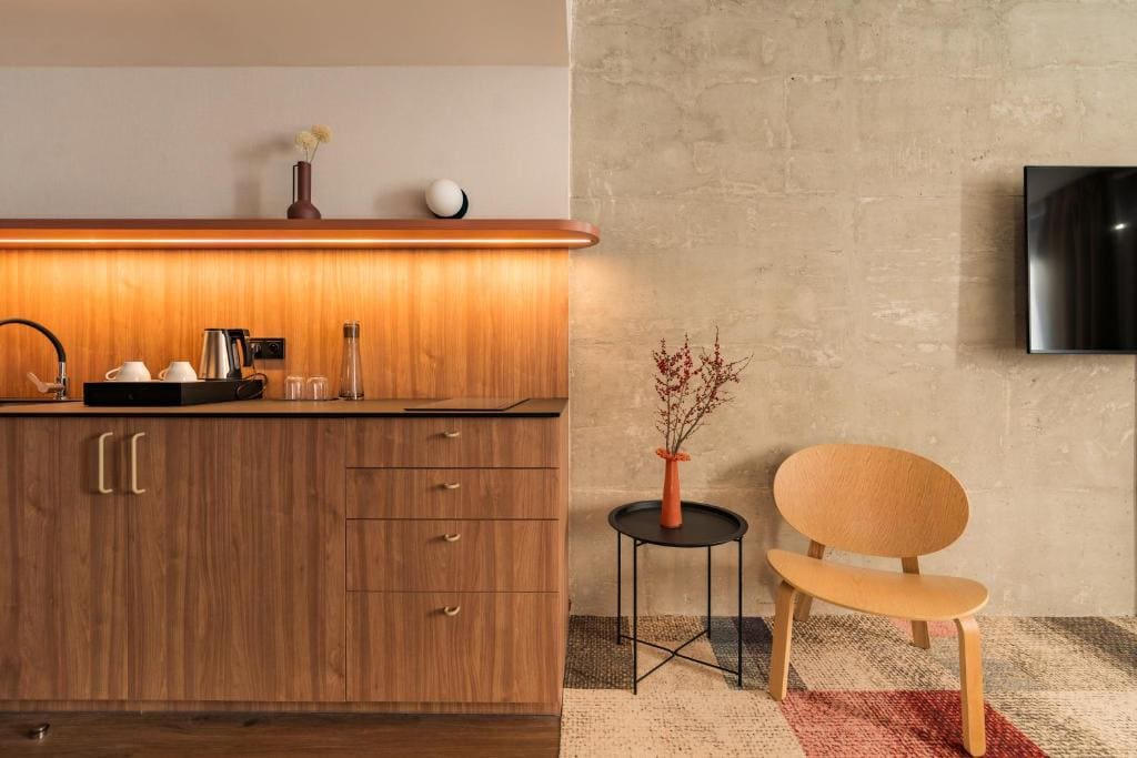 Superior Room with kitchenette room - Image 2