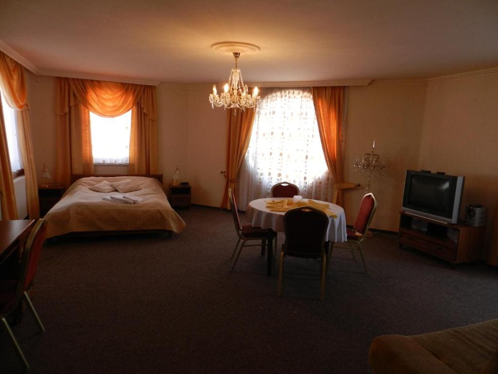 Suite room - Image 3
