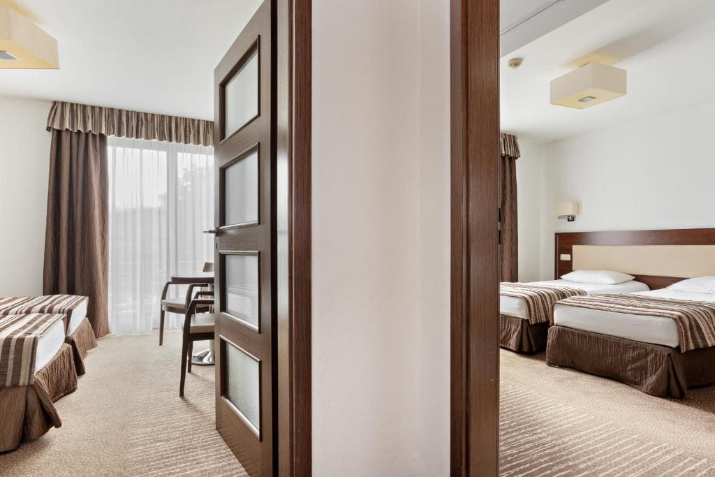 Standard Plus Family Room room - Image 1