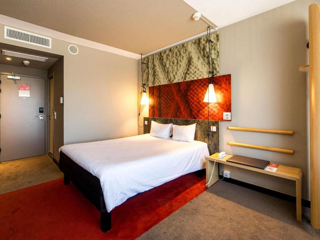 Pokój standard przystosowany do potrzeb osób z ograniczoną mobilnością ruchową room - Image 1