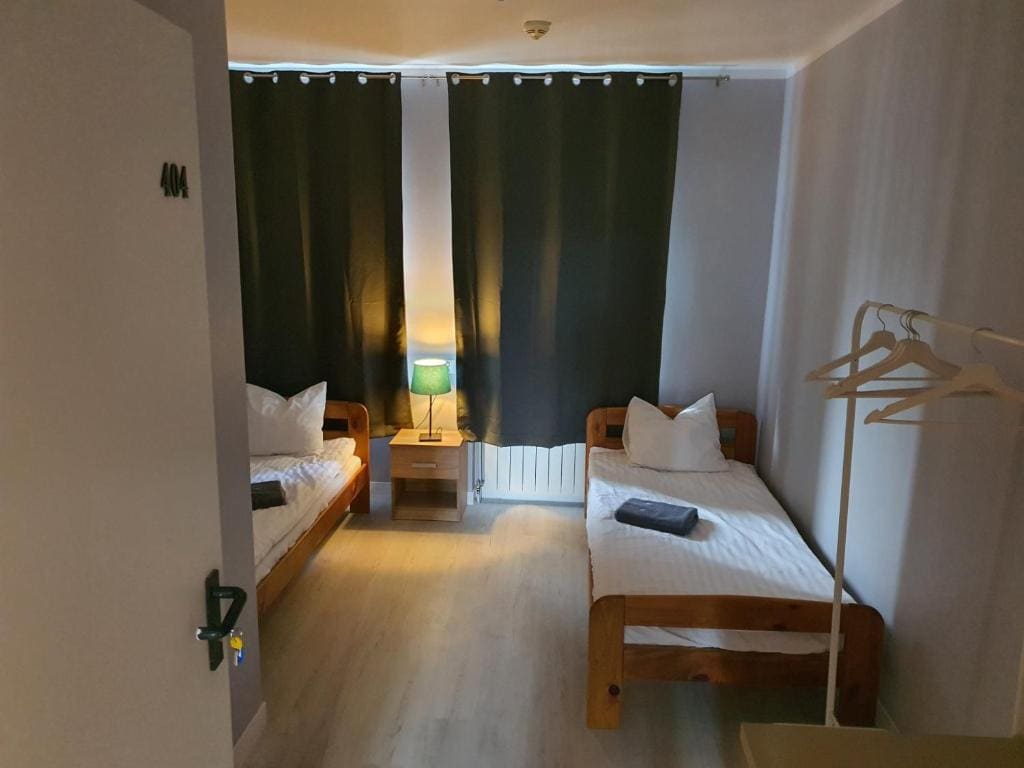 Double Room with Private Bathroom room - Image 3