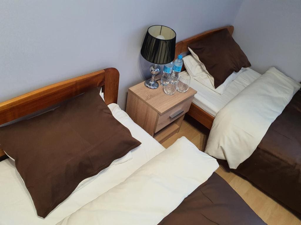 Double Room with Private Bathroom room - Image 2