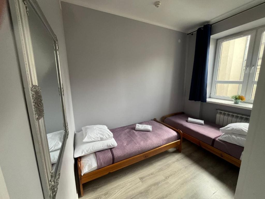 Quadruple Room with Private Bathroom room - Image 1