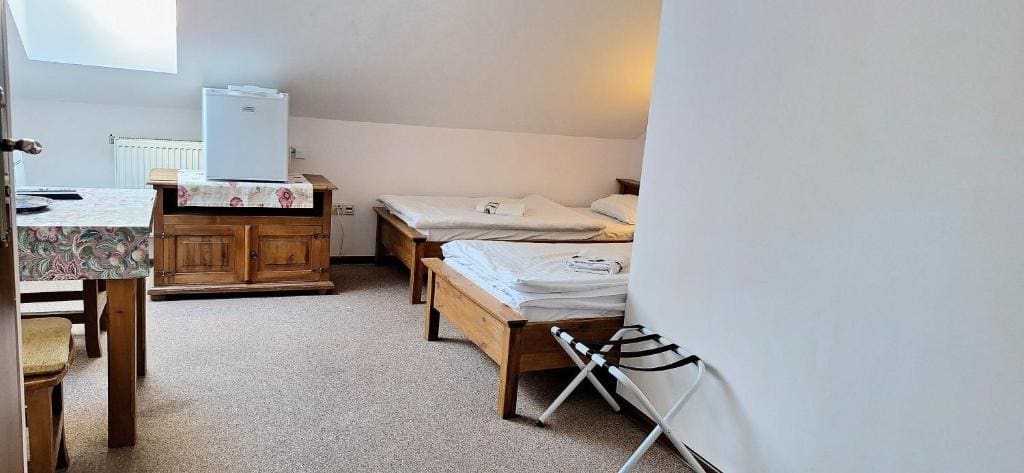 Double Room with Two Double Beds room - Image 2