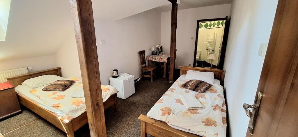 Quadruple Room with Bathroom room - Image 3