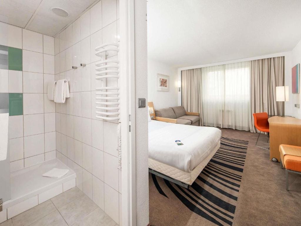 Superior Room with two single beds room - Image 2