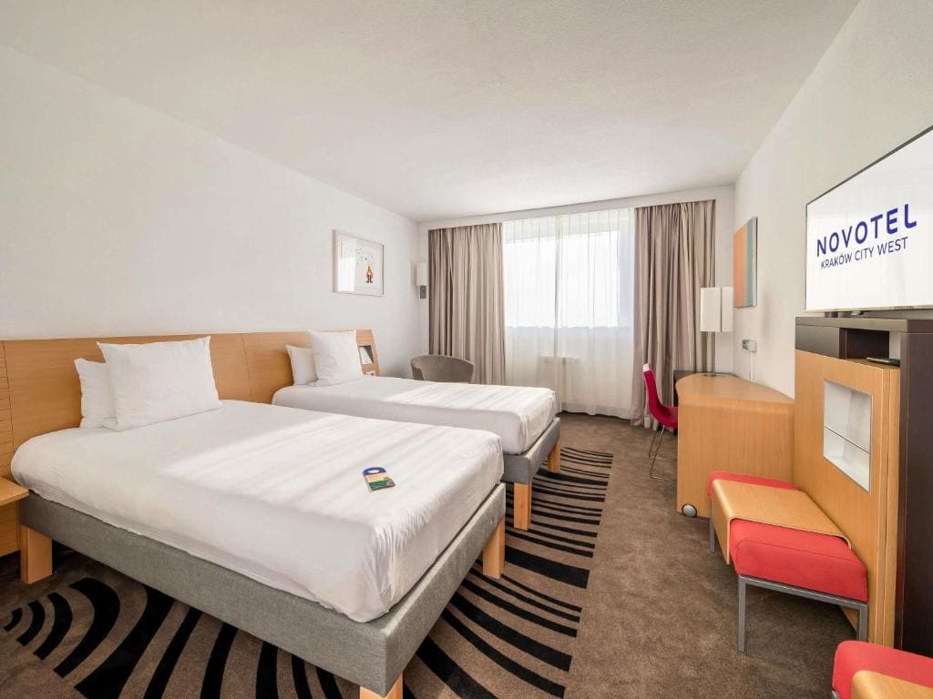 Executive Room with Two Big Beds room - Image 1