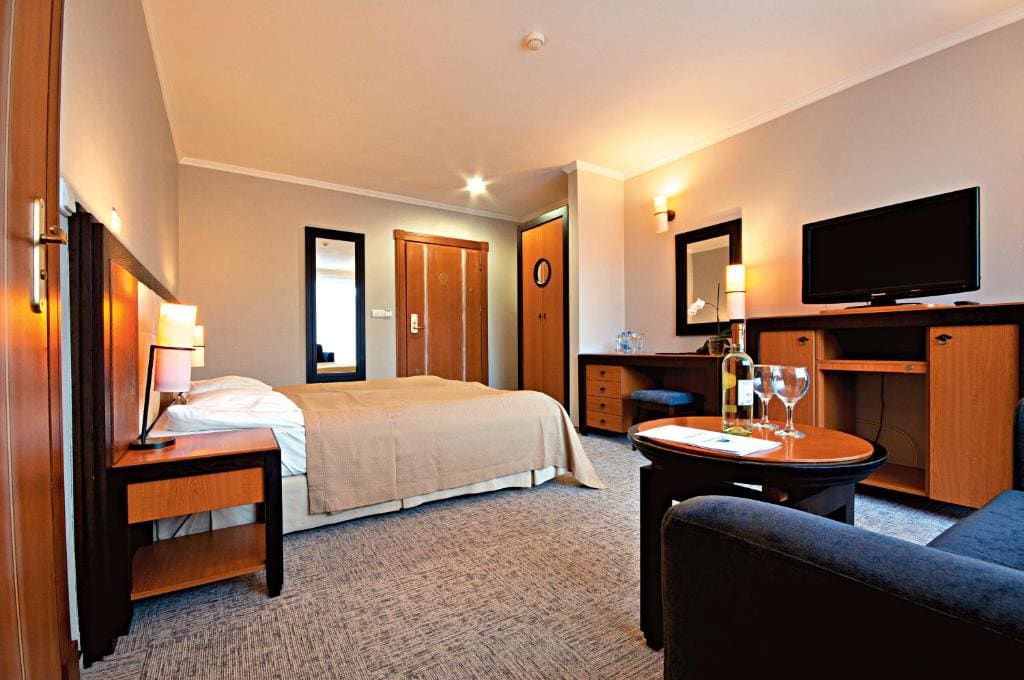 Deluxe Double or Twin Room room - Image 1