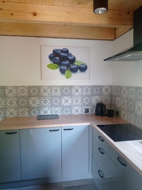 Three-Bedroom House room - Image 1