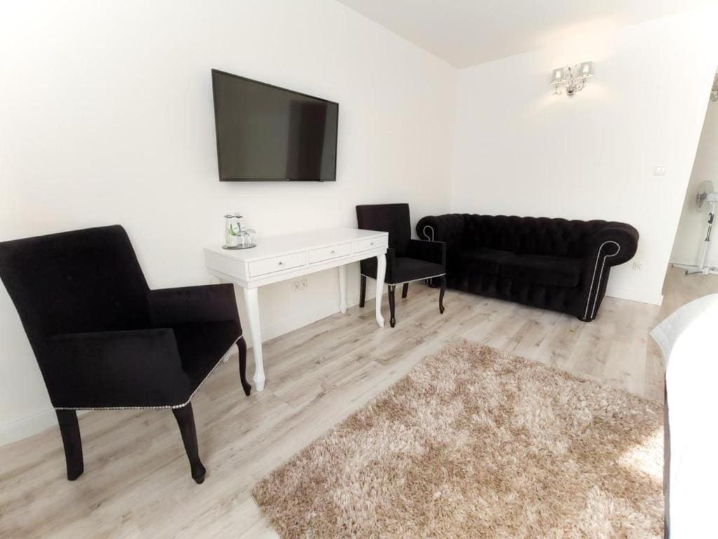 Quadruple Room room - Image 1