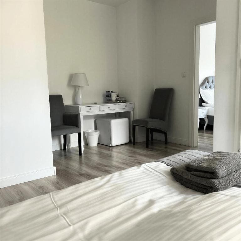 Two-Bedroom Apartment room - Image 1