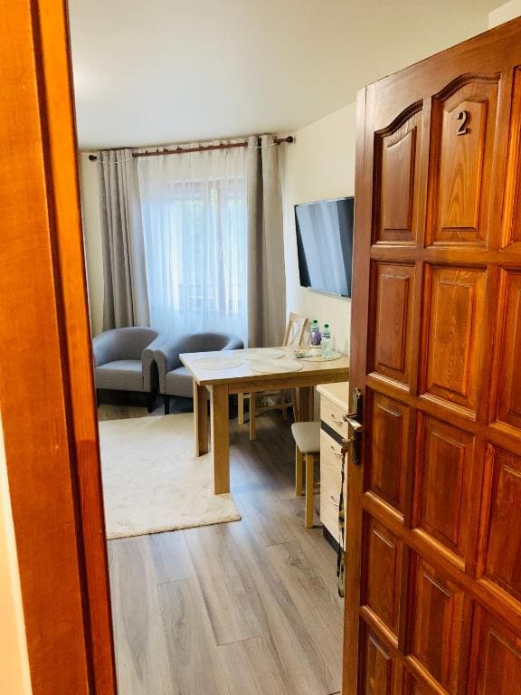 Studio with Balcony room - Image 3
