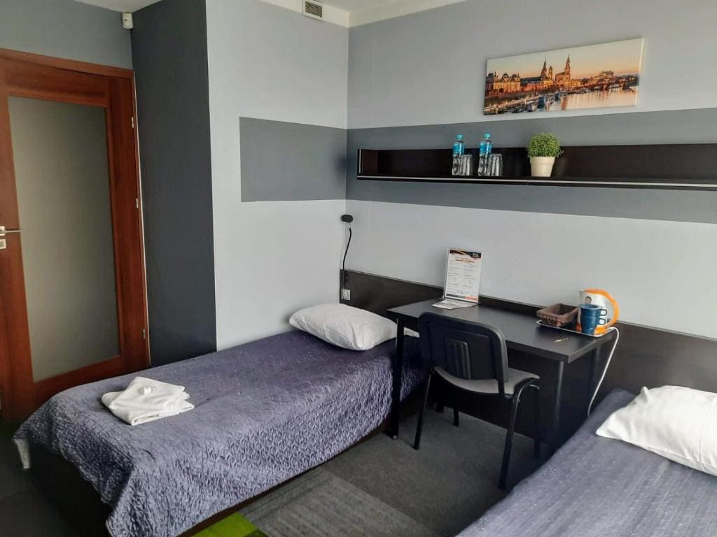 Standard Double or Twin Room room - Image 2