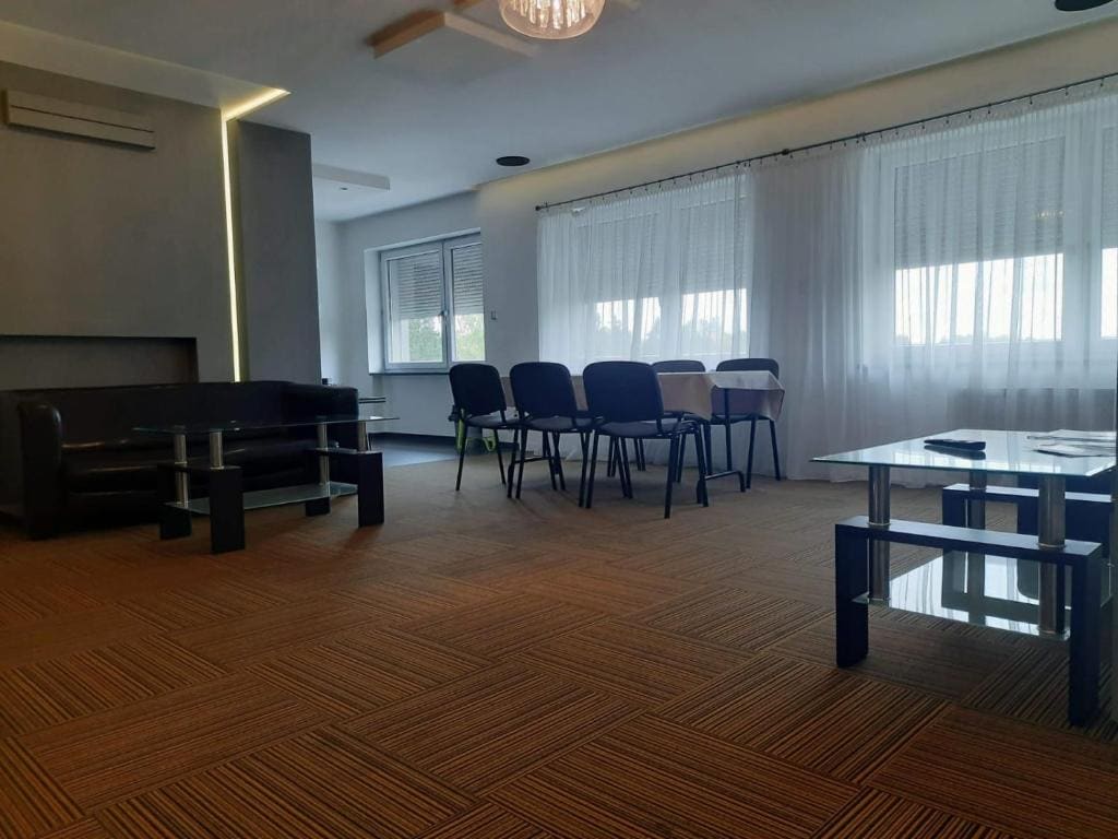 Two-Bedroom Apartment room - Image 1