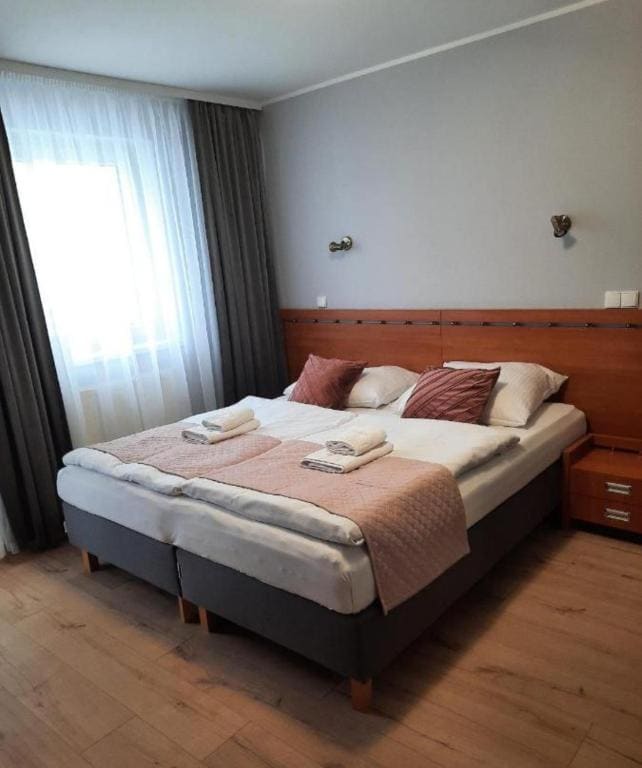 Double Room with Mountain View room - Image 1