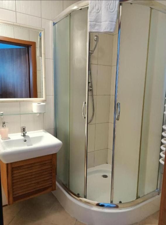 Double Room with Mountain View room - Image 3
