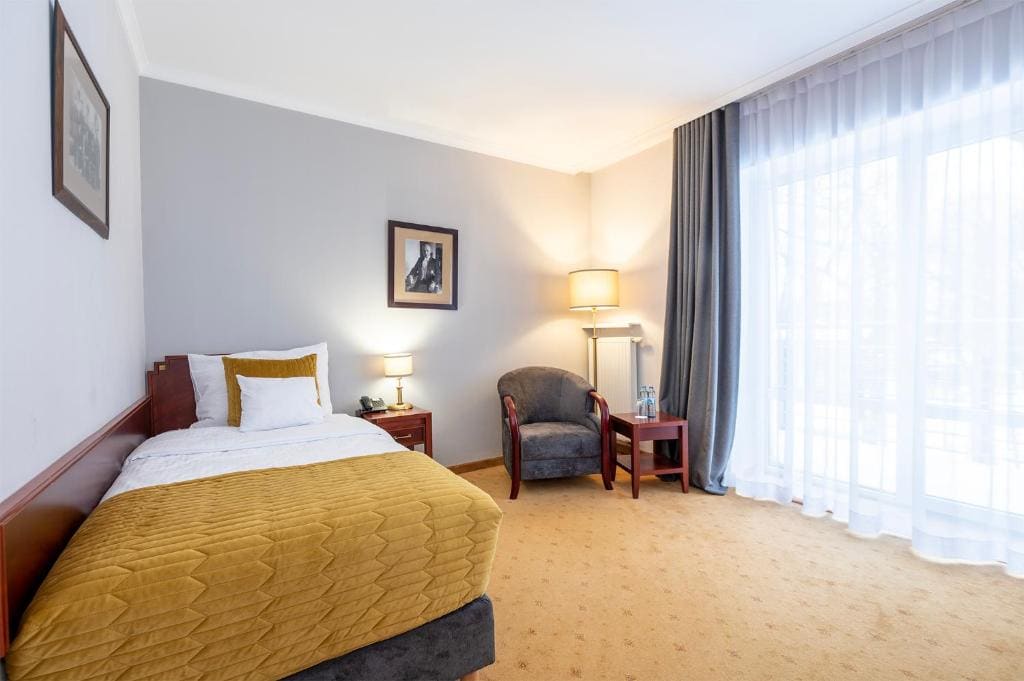 Double or Twin Room room - Image 2
