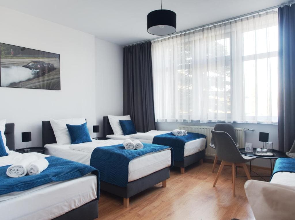 Quadruple Room room - Image 2