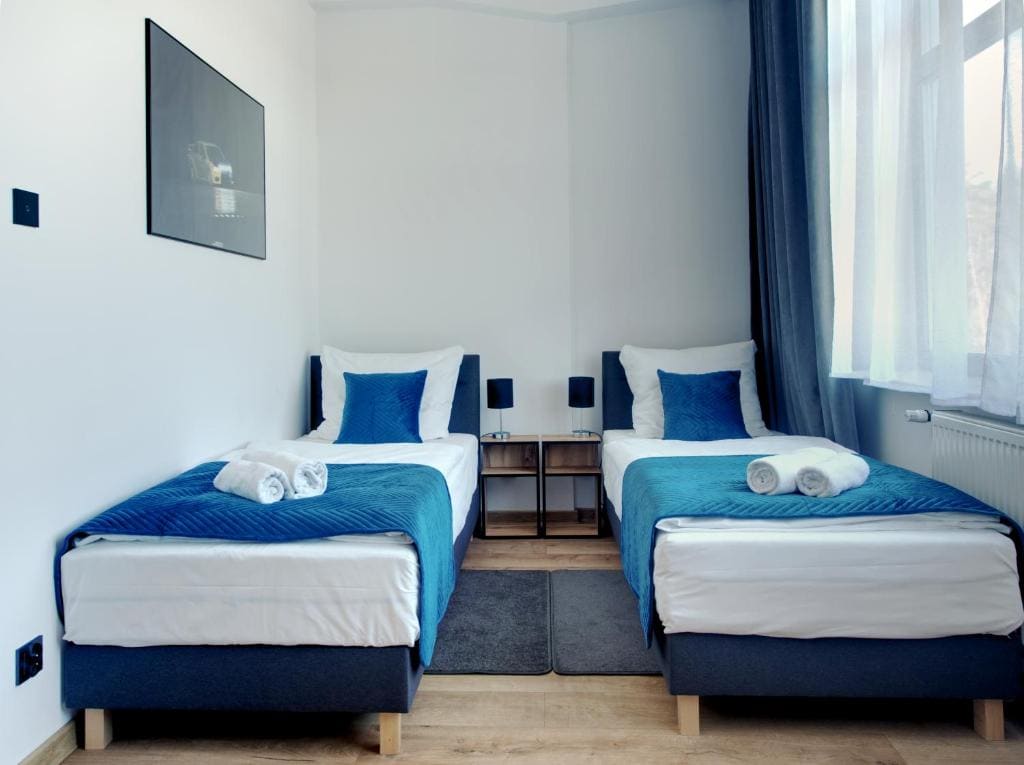 Standard Twin Room room - Image 3
