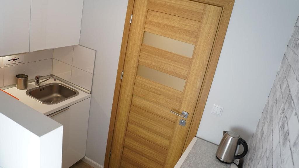 Small Double Room room - Image 2