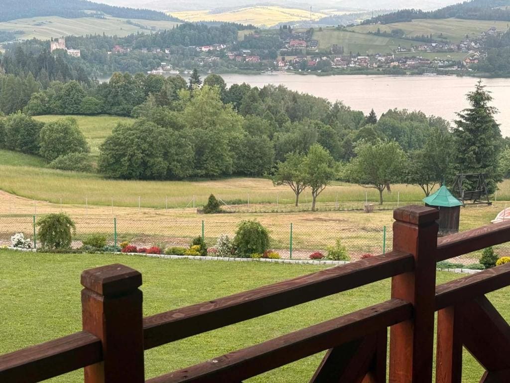 Double Room with Lake View room - Image 2