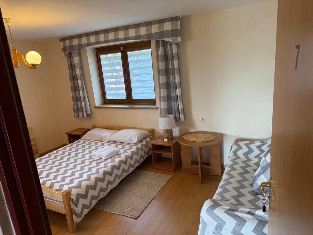 Large Double Room room - Image 1