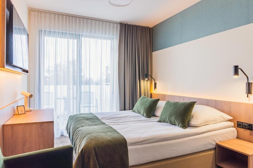 Deluxe Double Room with Balcony room - Image 1