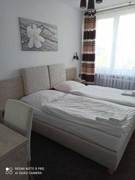 Apartment room - Image 2