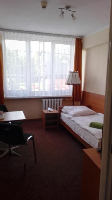 Classic Single Room with Shower room - Image 1