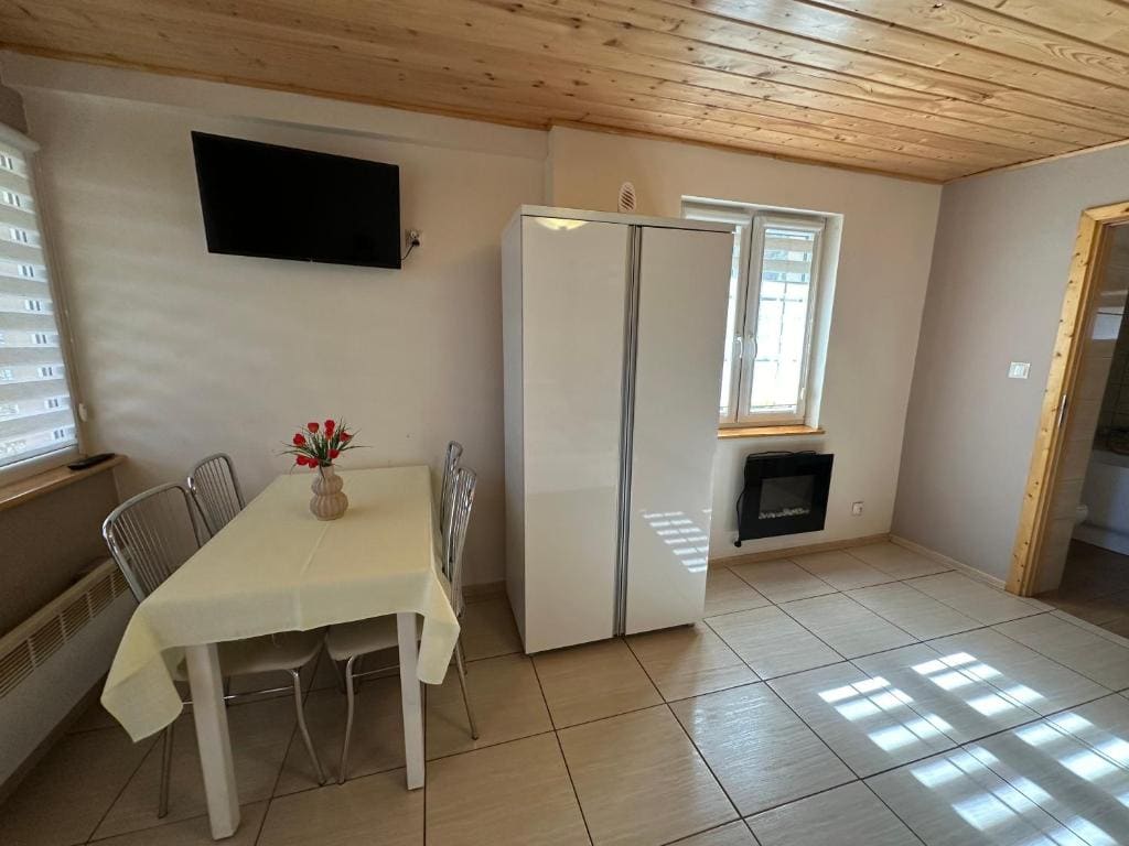 Deluxe Double or Twin Room room - Image 3