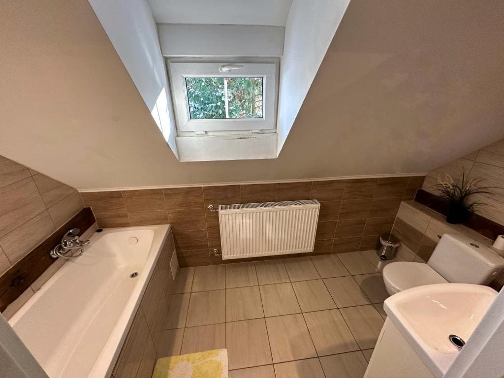 Large Double Room room - Image 2