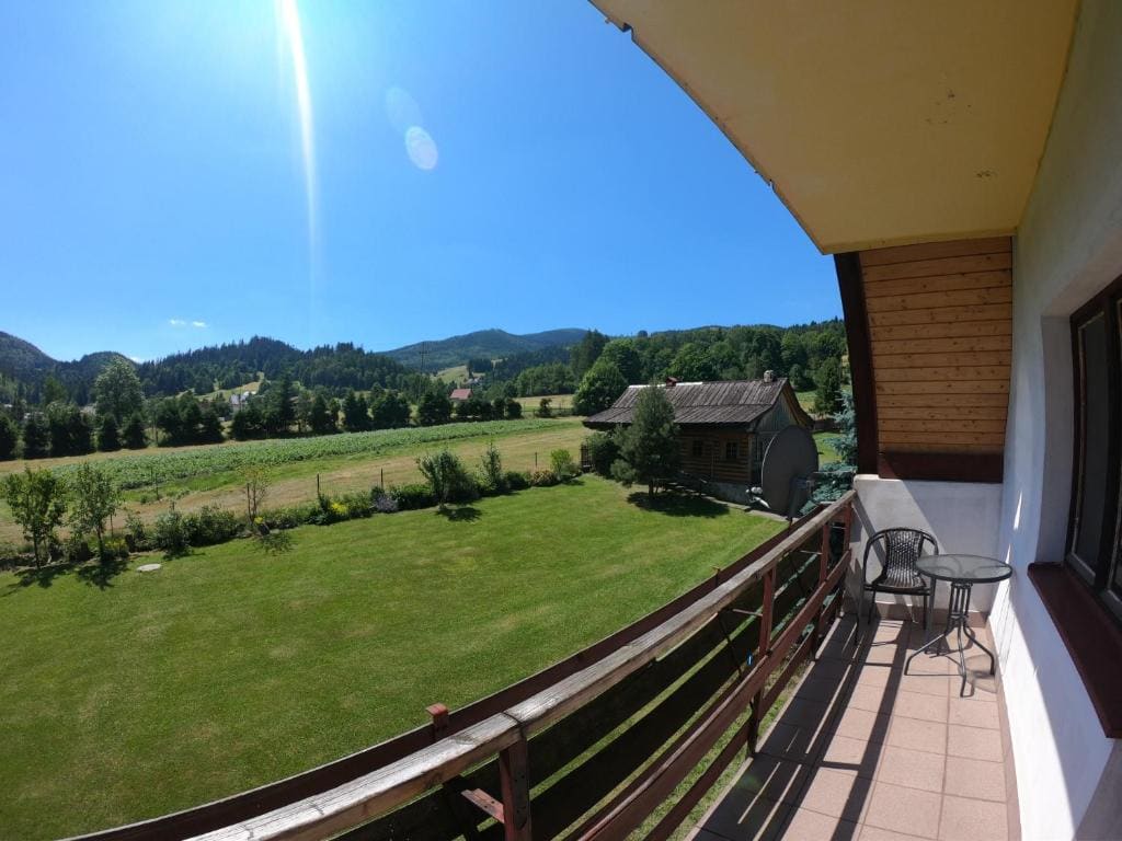 Quadruple Room with Mountain View room - Image 1