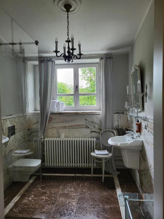 Classic Triple Room room - Image 3
