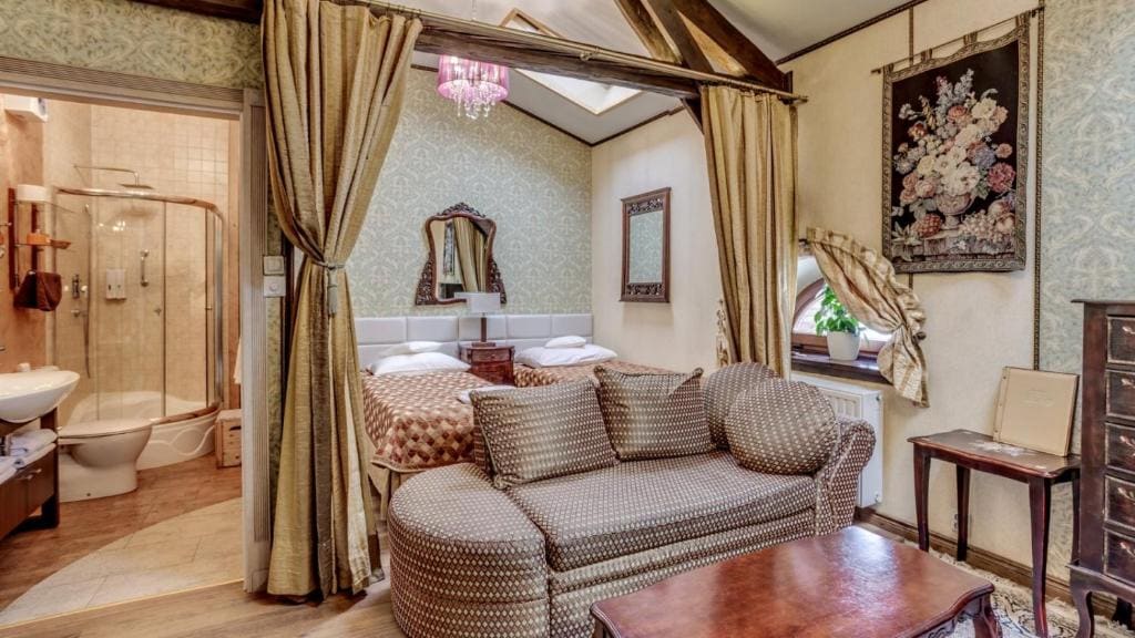 Deluxe Double or Twin Room room - Image 1