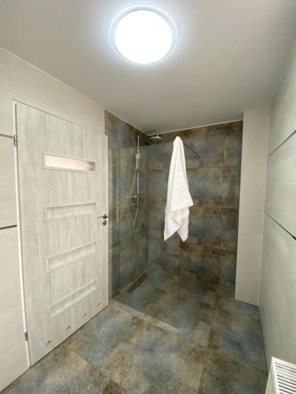 Double Room with Private Bathroom room - Image 2