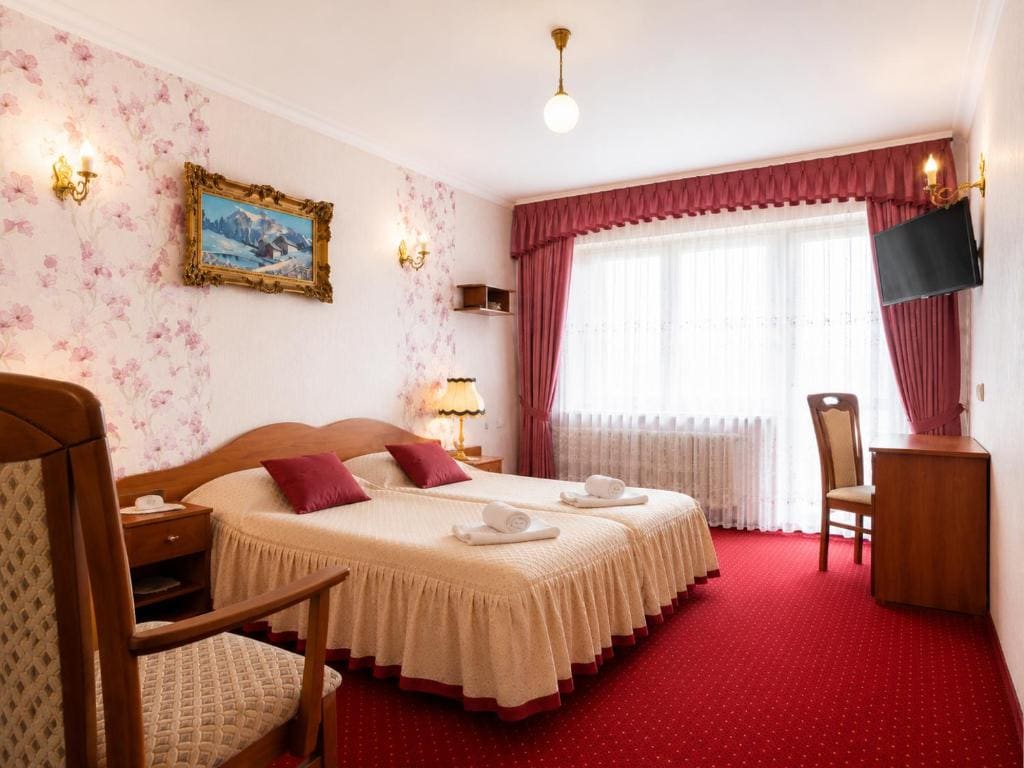 Superior Double Room with Balcony room - Image 2