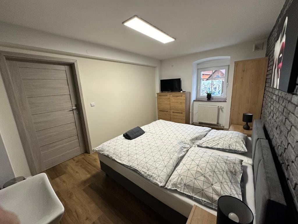 Apartment room - Image 2