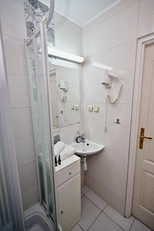 Standard Single Room room - Image 1