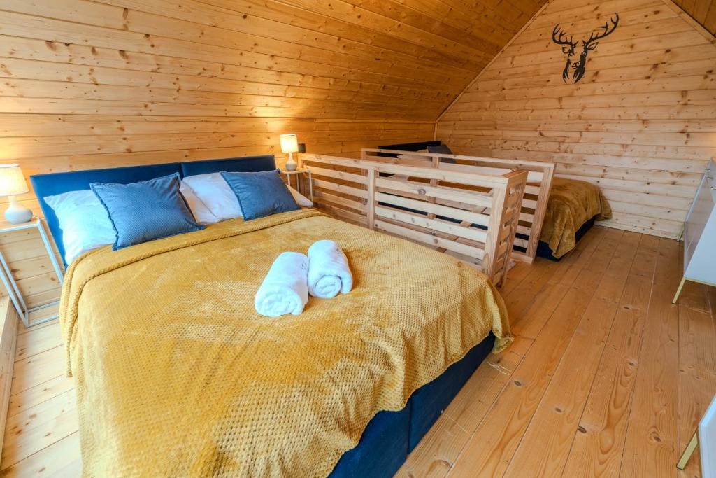 Superior Chalet room - Image 3