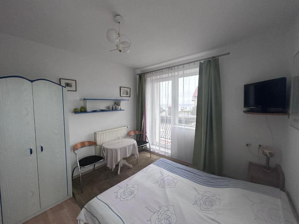 Double Room with Sea View room - Image 3