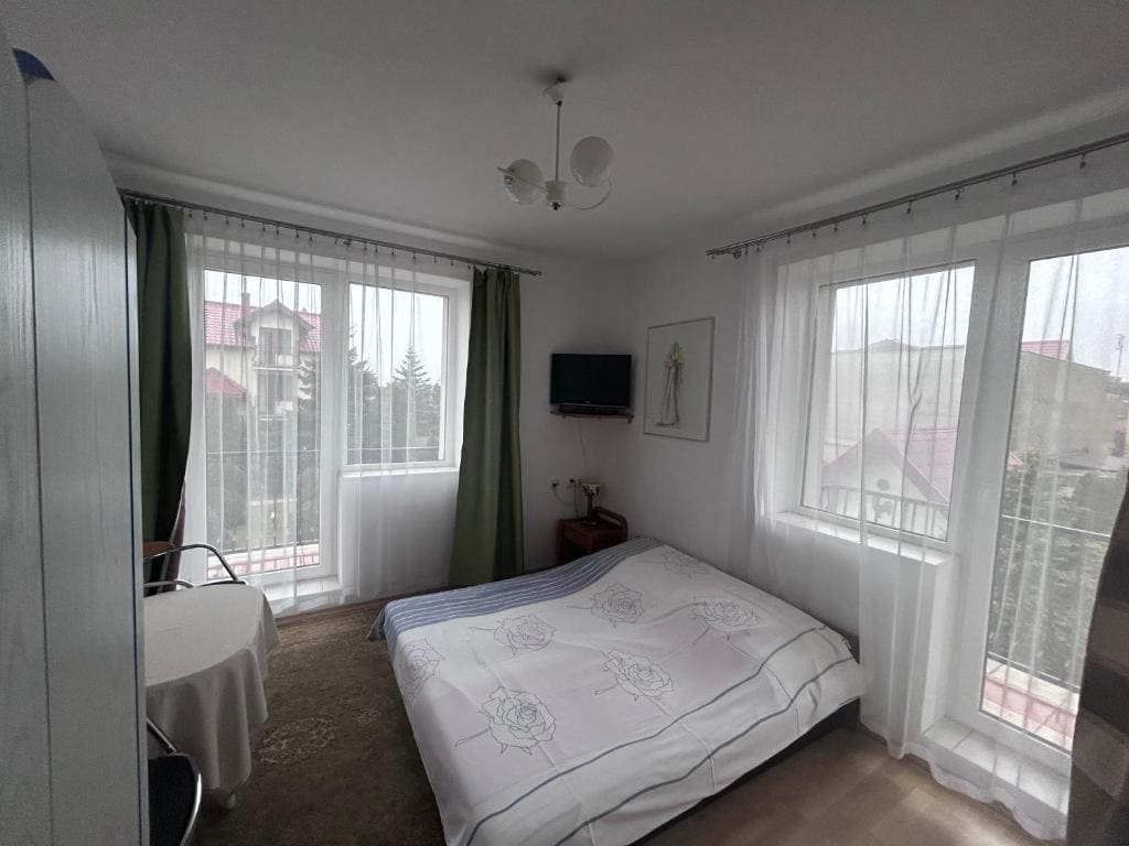 Double Room with Sea View room - Image 2